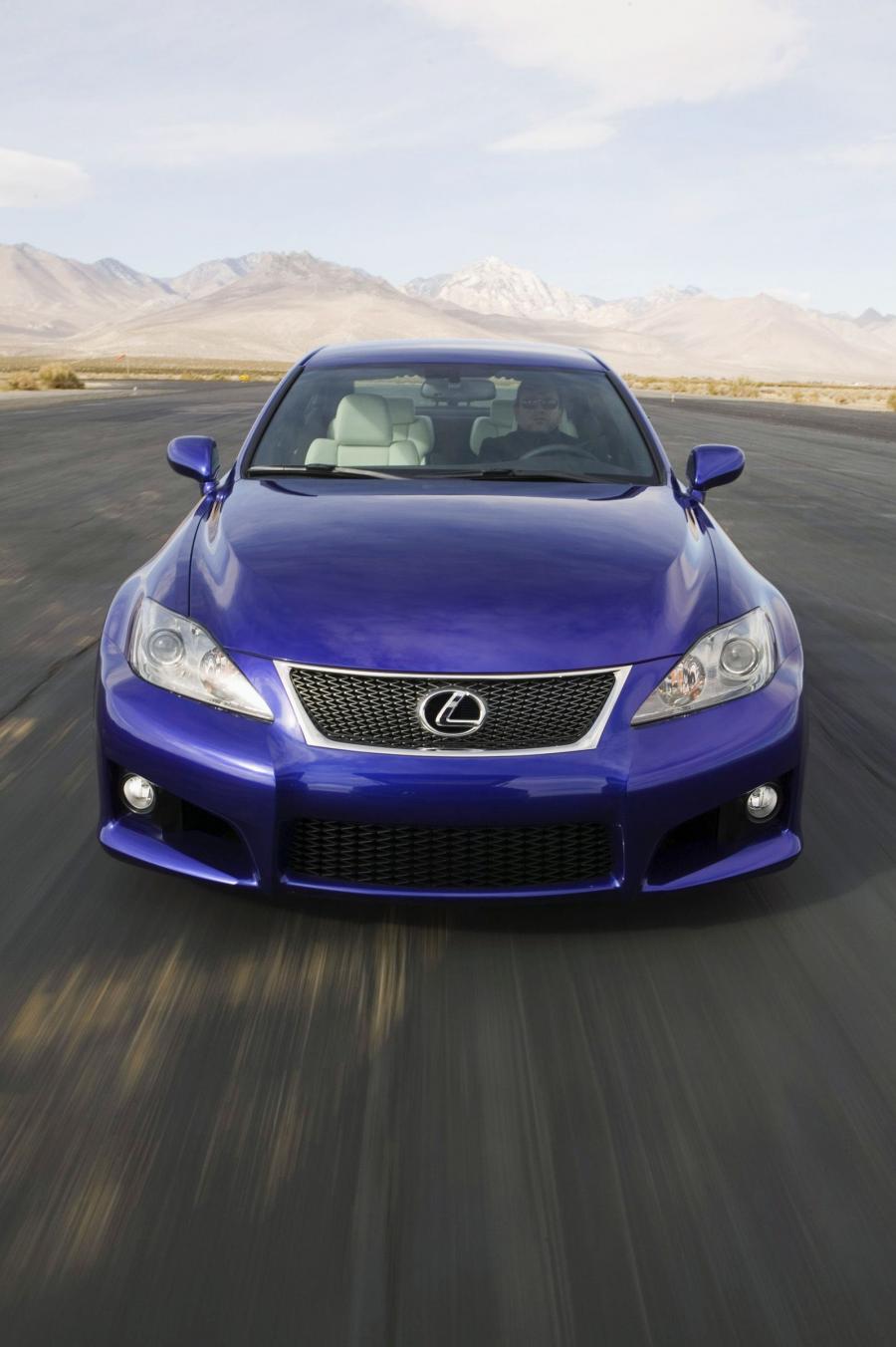 Lexus IS-F 2010 года  (фото 14 из 140)